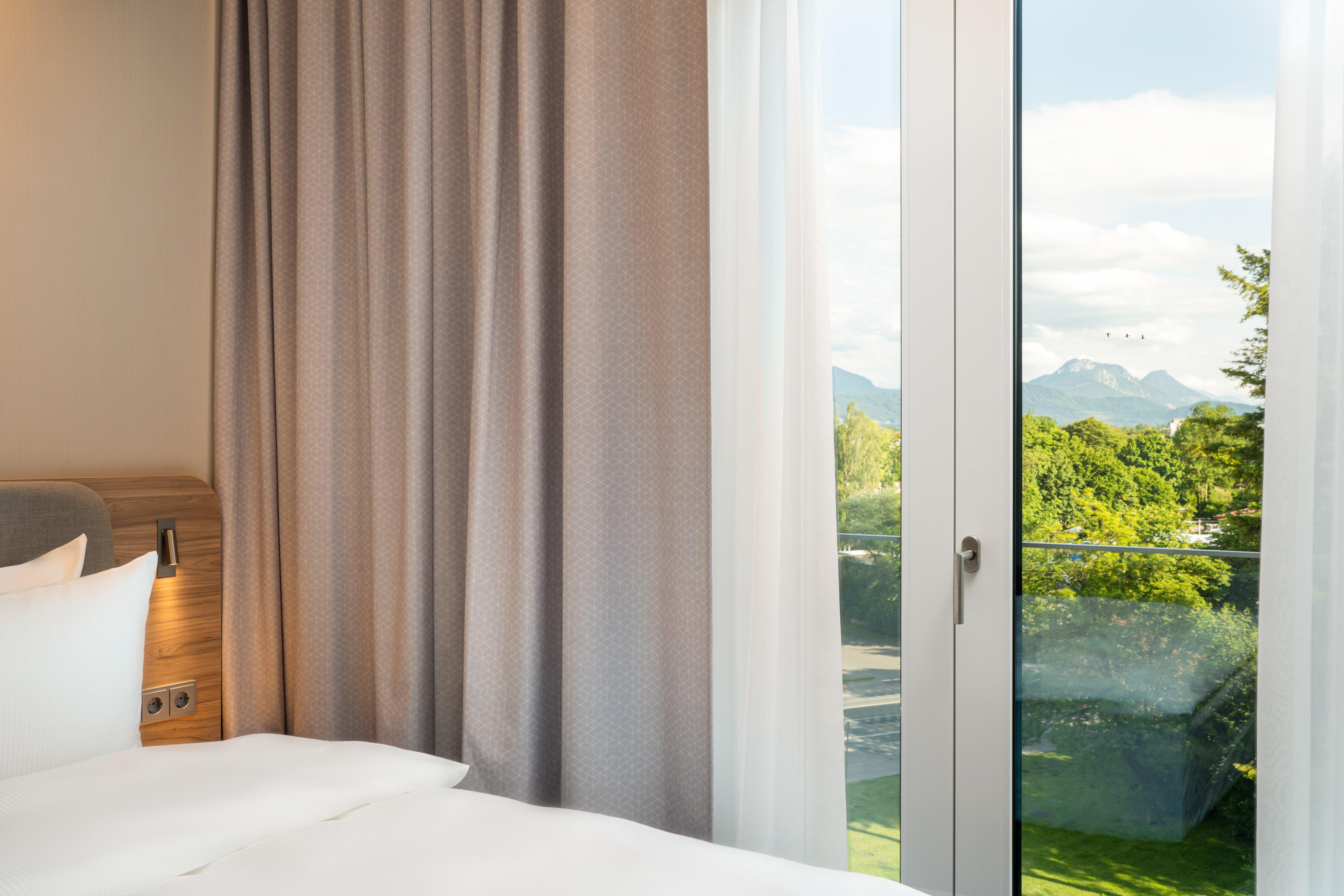 Holiday Inn Express - Rosenheim By Ihg Exterior photo