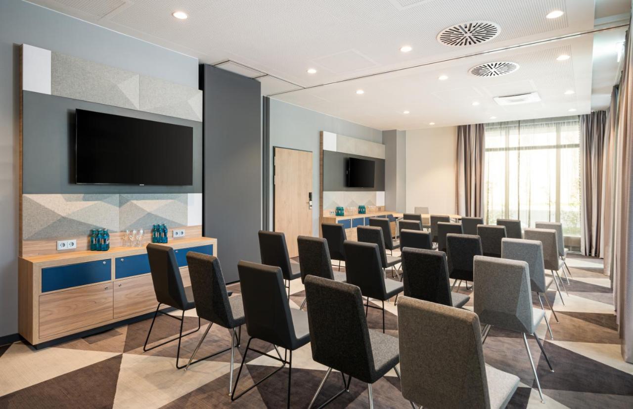 Holiday Inn Express - Rosenheim By Ihg Exterior photo